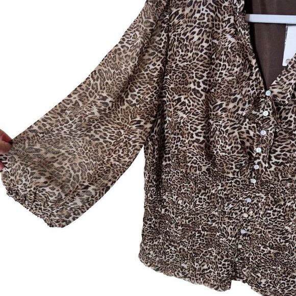 Cato Animal Print Blouse Chiffon Metallic Gold Thread Smocked XL NWT - Picture 11 of 12